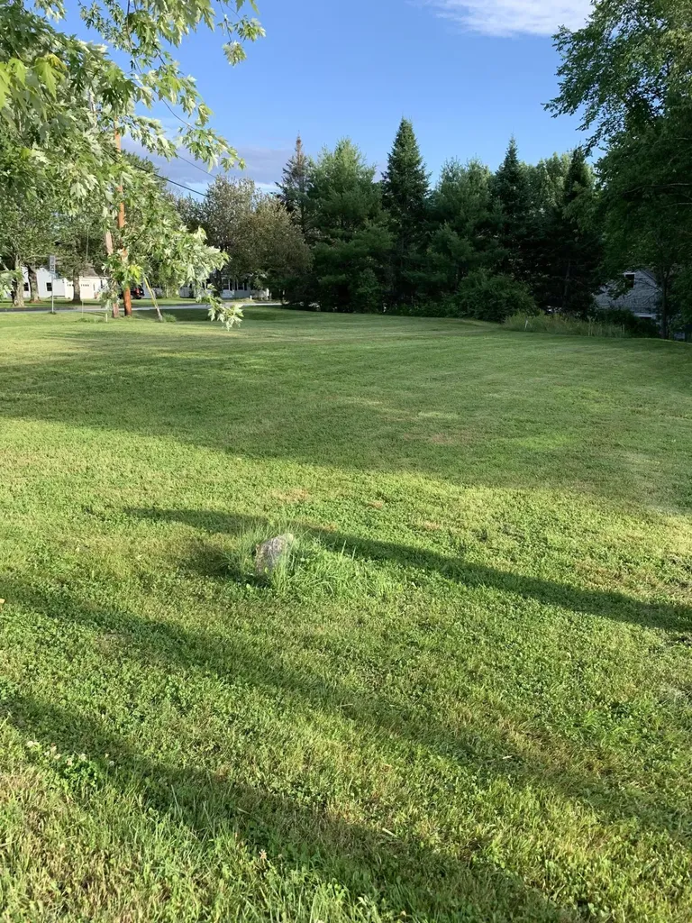 30 Ridge Road Bowdoinham ME 04008