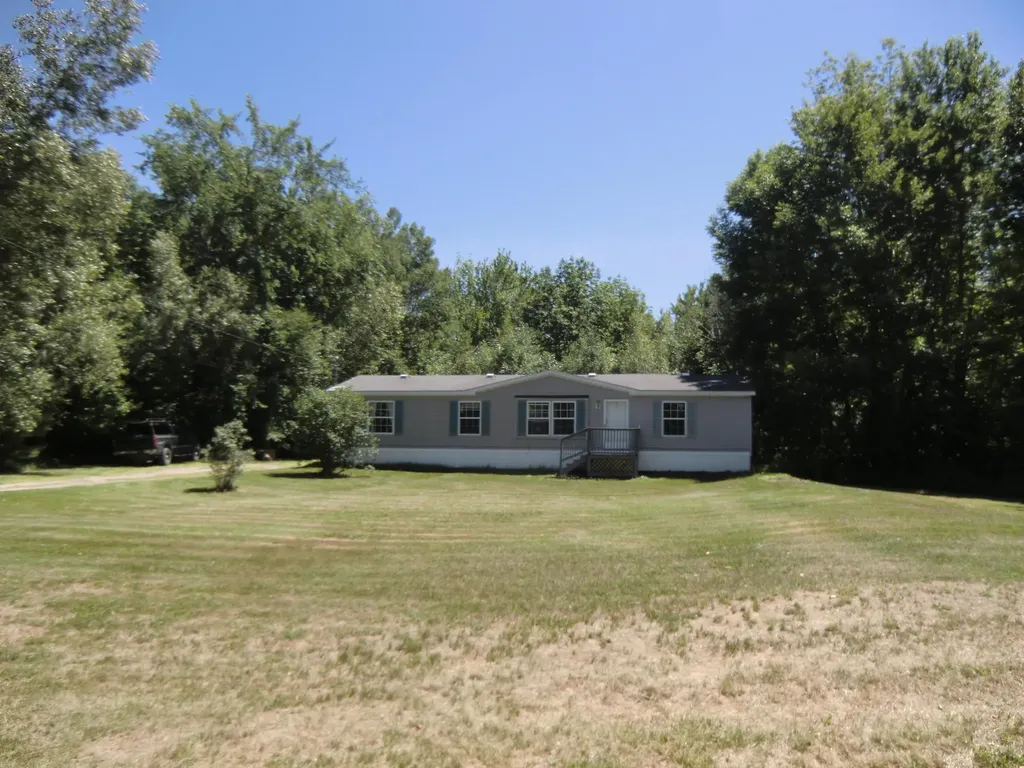 617 Mutton Lane Clinton ME 04927