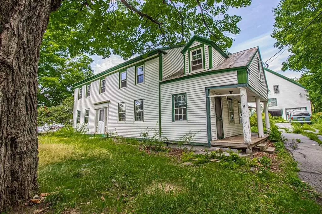 8 Starks Road New Sharon ME 04955