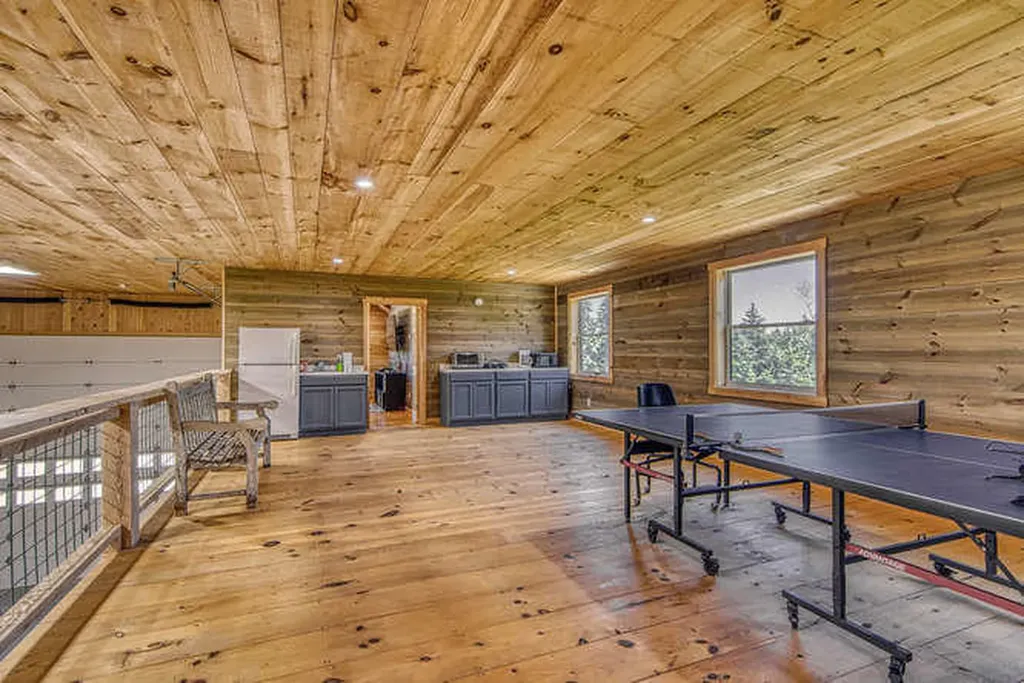 614-A Oceanville Road Stonington ME 04681