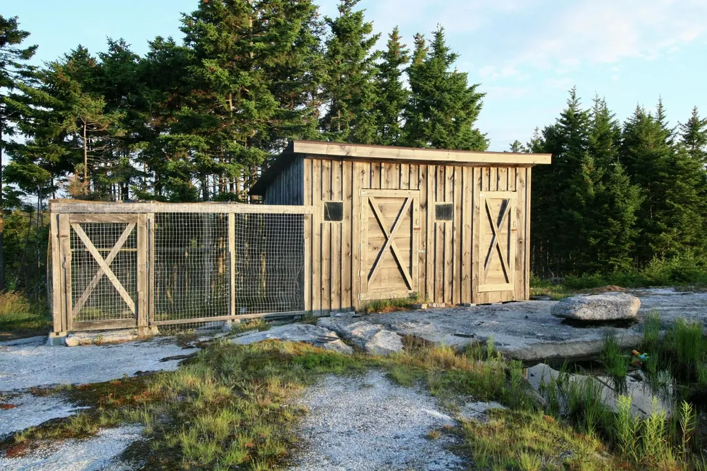 614-A Oceanville Road Stonington ME 04681