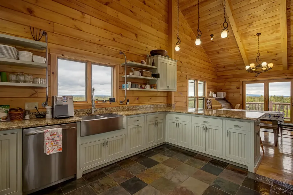 614-A Oceanville Road Stonington ME 04681