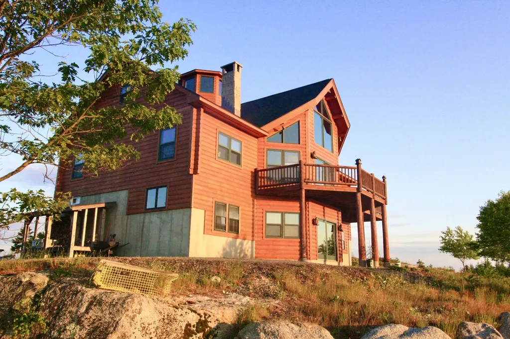 614-A Oceanville Road Stonington ME 04681