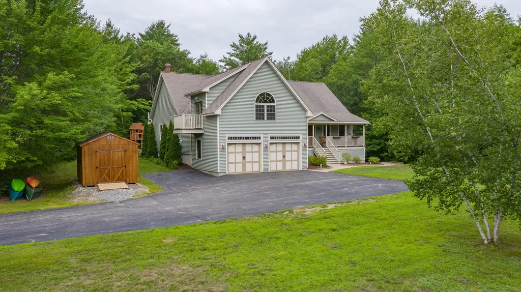18 Bowdens Way Windham ME 04062