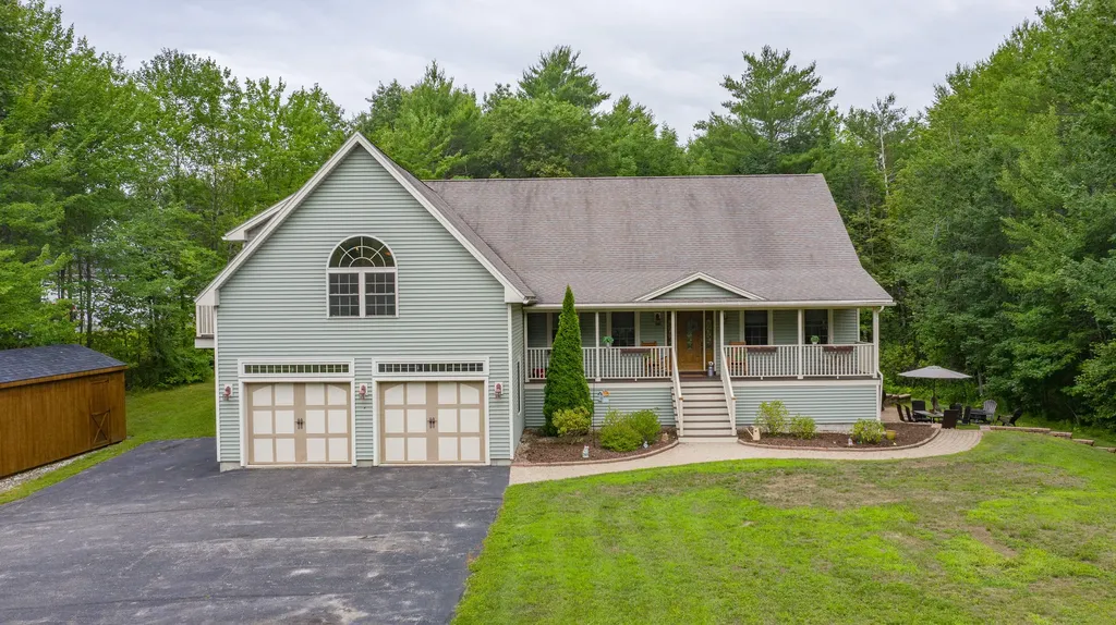 18 Bowdens Way Windham ME 04062