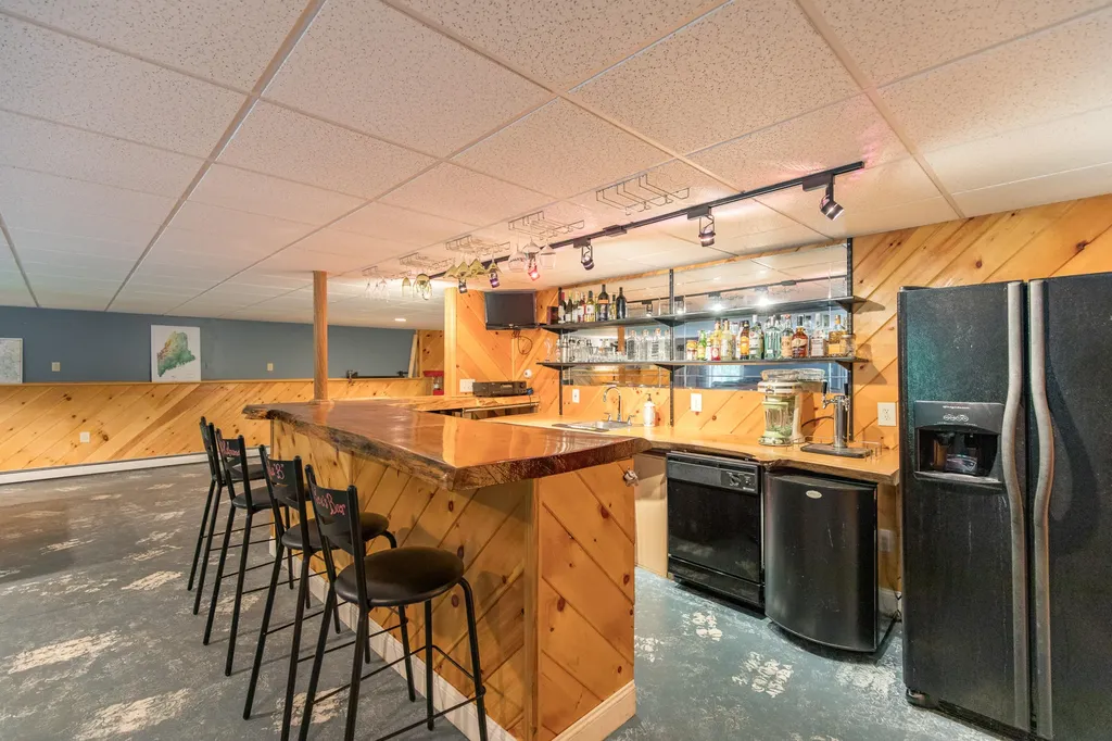 18 Bowdens Way Windham ME 04062