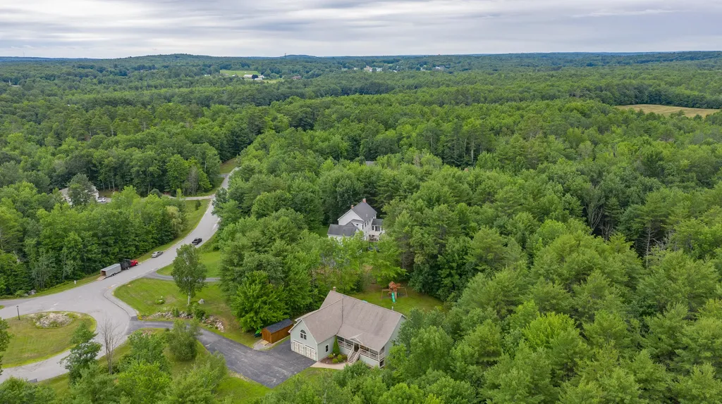 18 Bowdens Way Windham ME 04062