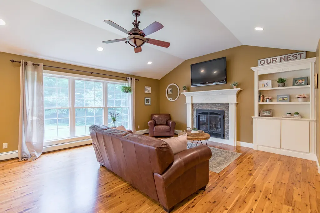 18 Bowdens Way Windham ME 04062