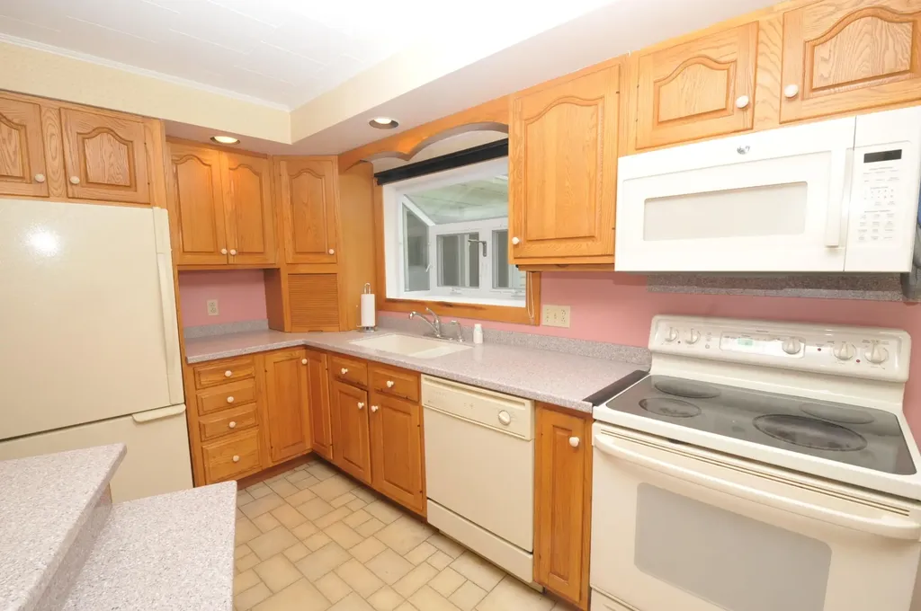 43 Longmeadow Drive Brewer ME 04412