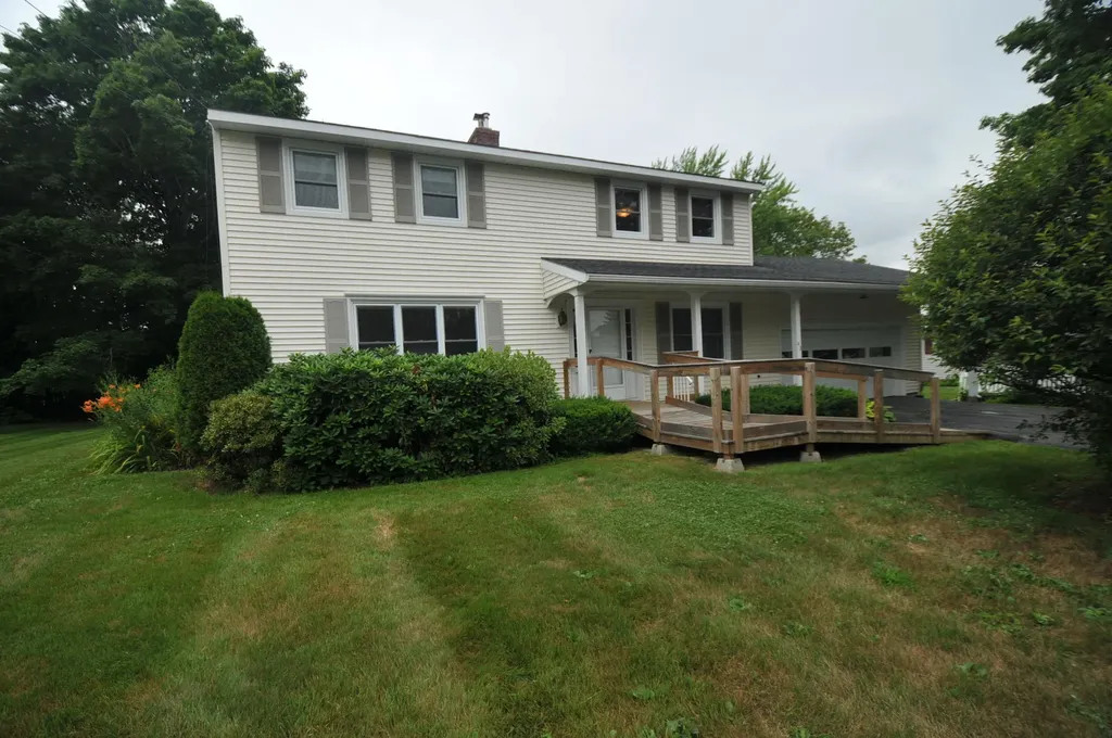 43 Longmeadow Drive Brewer ME 04412