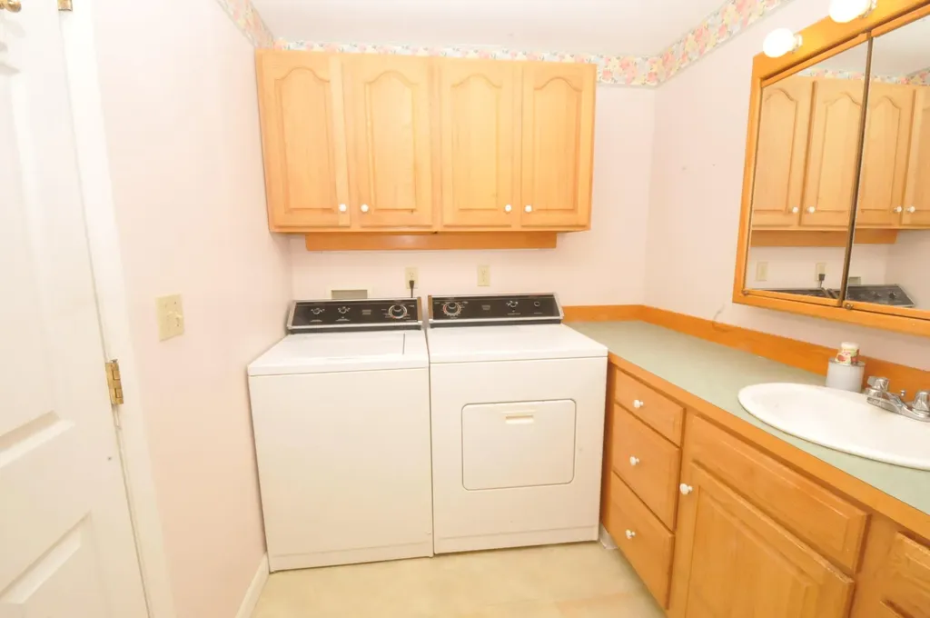 43 Longmeadow Drive Brewer ME 04412