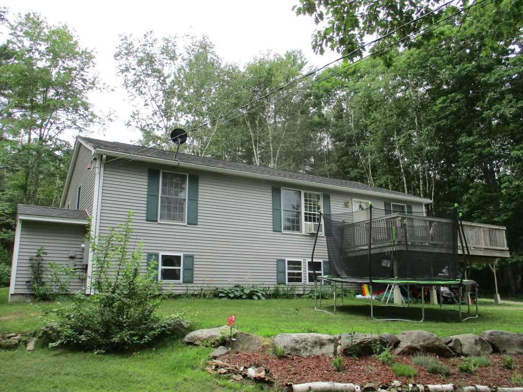 101 Birch Lane Warren ME 04864