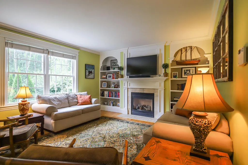 1 Lincoln Farms Road Falmouth ME 04105