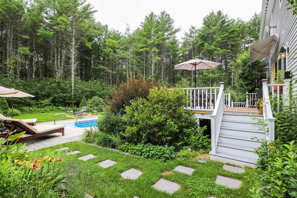 1 Lincoln Farms Road Falmouth ME 04105