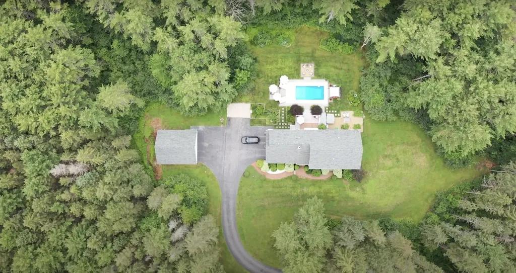 1 Lincoln Farms Road Falmouth ME 04105