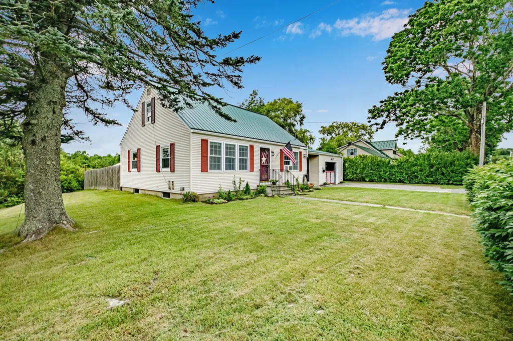 471 Main Street Thomaston ME 04861