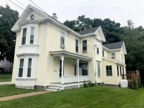 59 Highland Avenue Bangor ME 04401