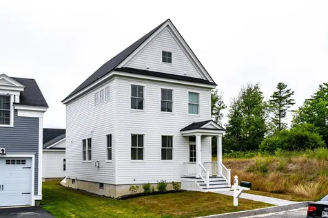 8 Richards Way Scarborough ME 04074