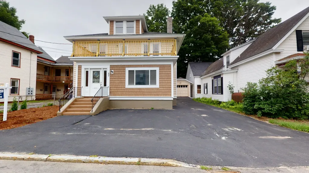 57 Goff Street Auburn ME 04210