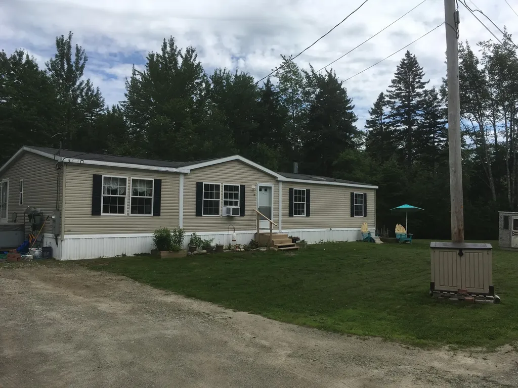 9 Branch Drive Cushing ME 04563