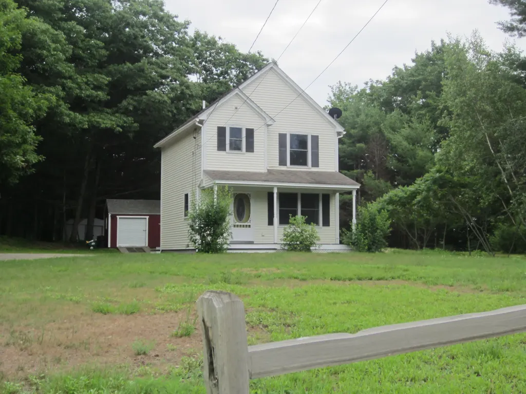123 Middlesex Road Topsham ME 04086