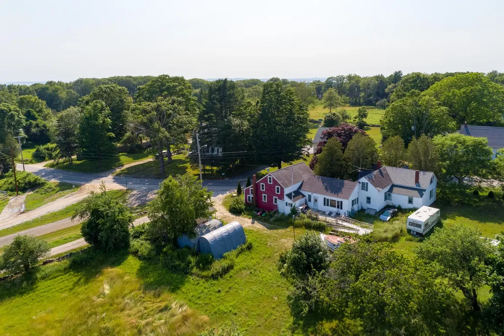1511 Harpswell Neck Road Harpswell ME 04079