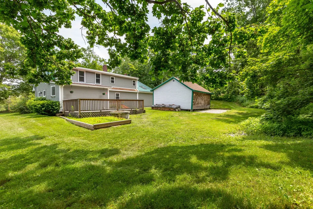 174 Federal Street Wiscasset ME 04578