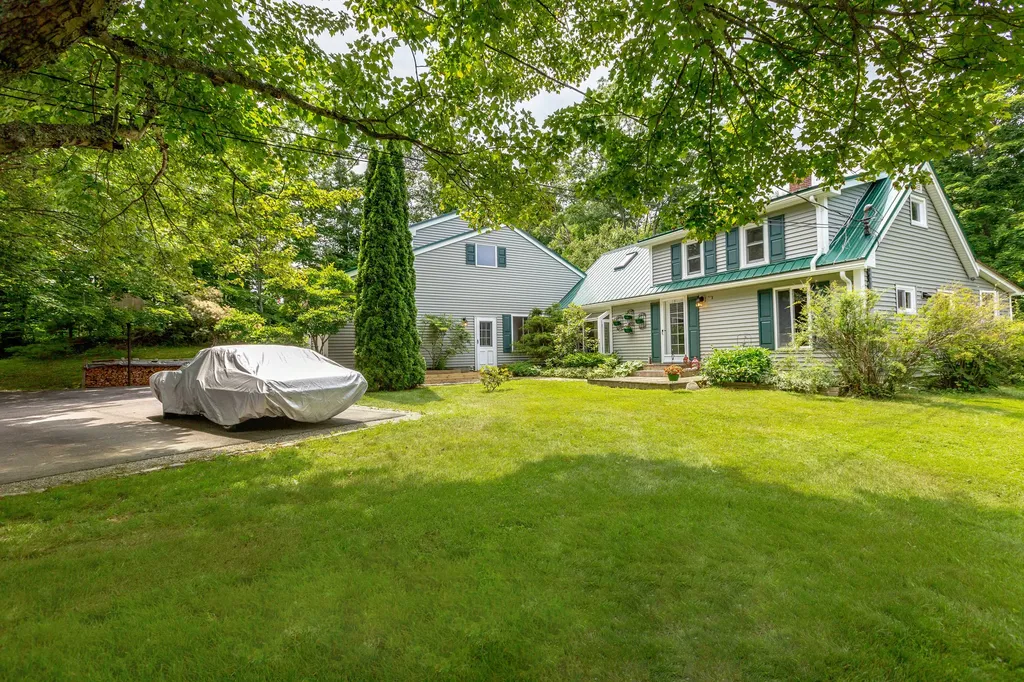 174 Federal Street Wiscasset ME 04578