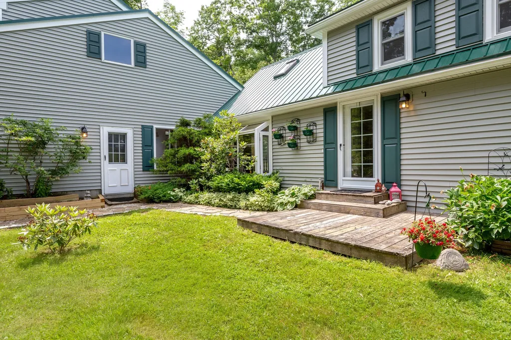 174 Federal Street Wiscasset ME 04578