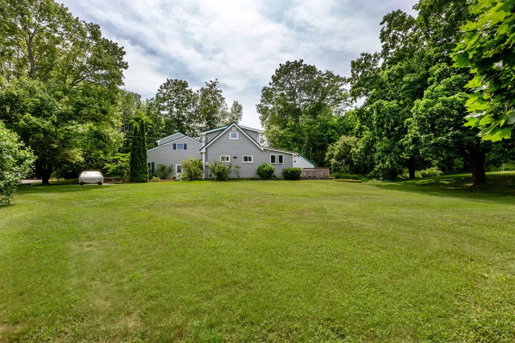 174 Federal Street Wiscasset ME 04578