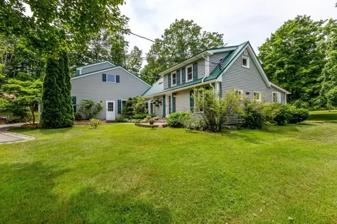 174 Federal Street Wiscasset ME 04578