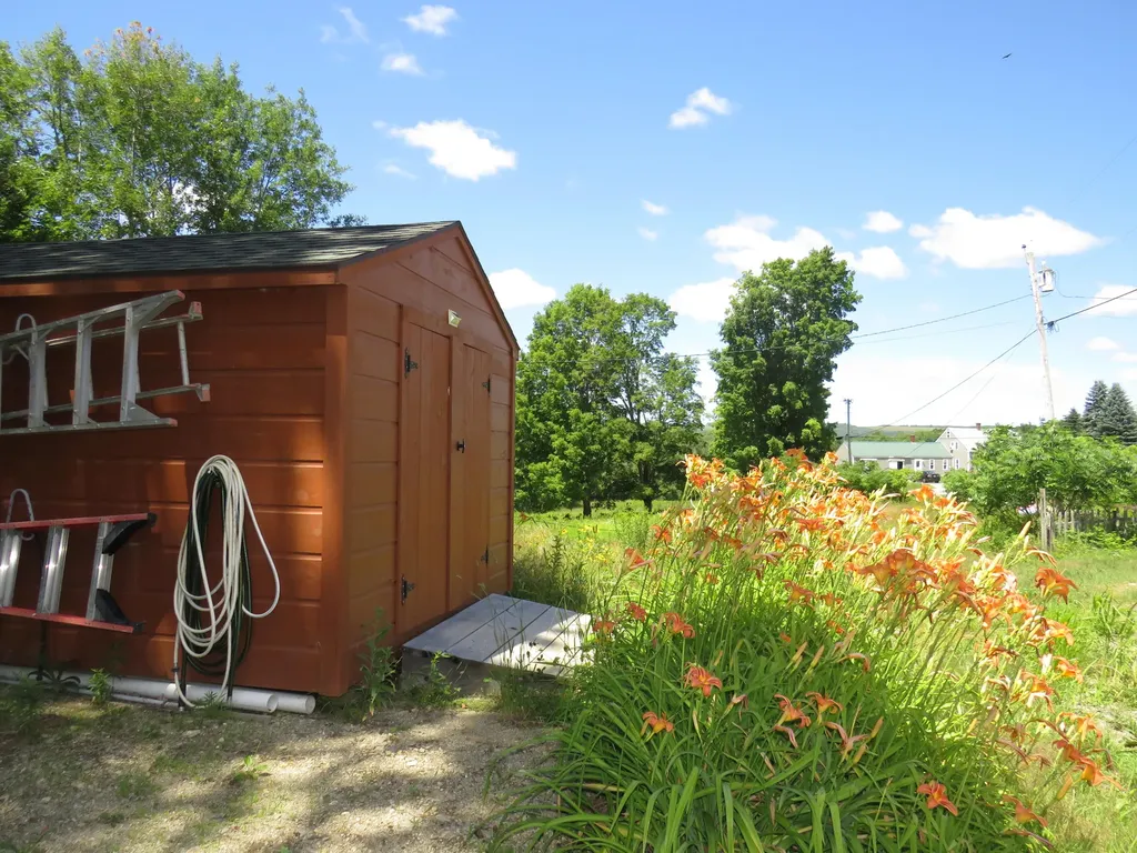 25 Hillside Road Appleton ME 04862