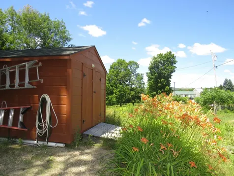 25 Hillside Road Appleton ME 04862