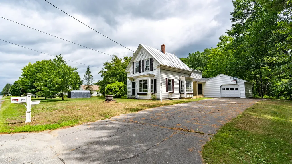 103 Malbons Mills Road Skowhegan ME 04976