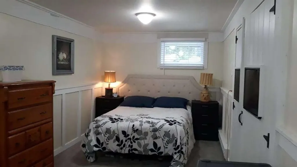 3 Settlers Drive Hancock ME 04640