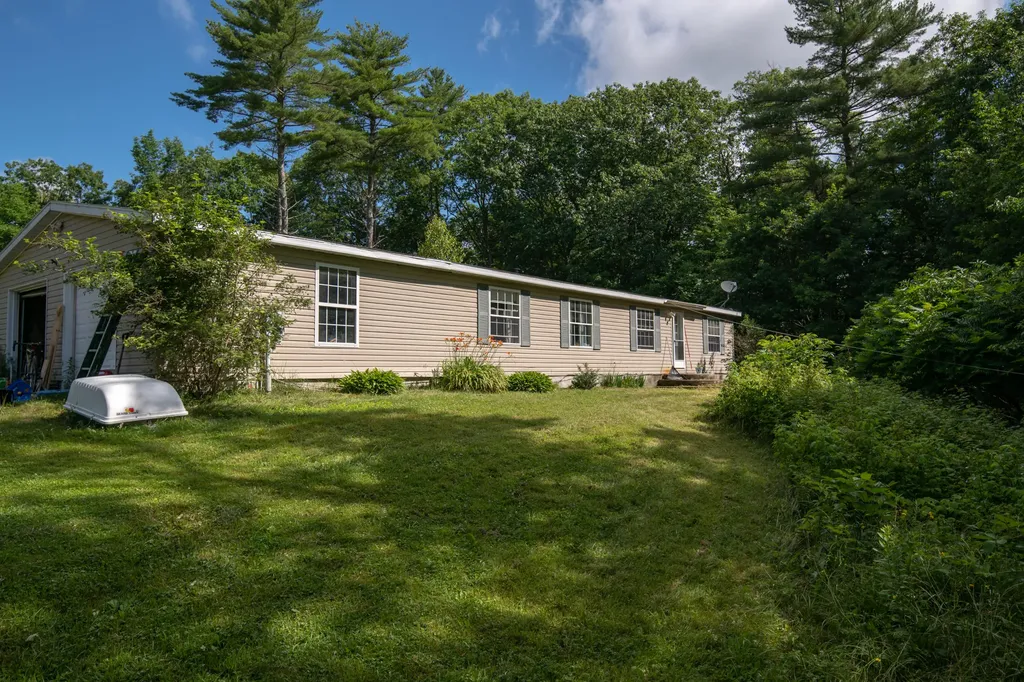 15 Danielle Drive Topsham ME 04086