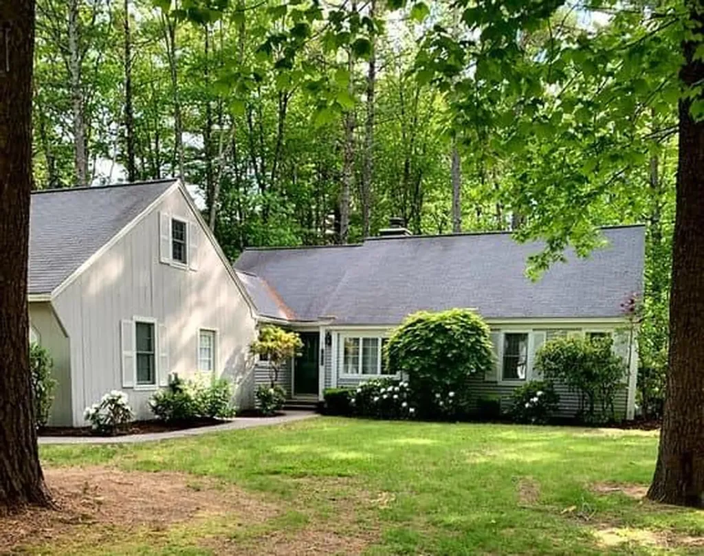 1 Acorn Circle Kennebunk ME 04043