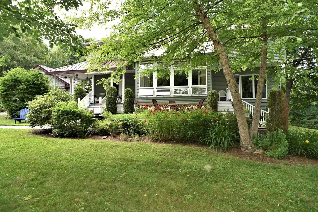 658 Waterville Road Skowhegan ME 04976