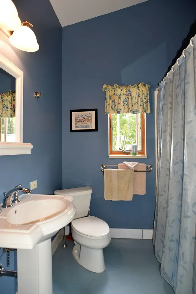 658 Waterville Road Skowhegan ME 04976