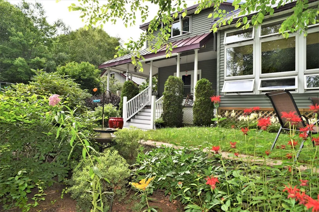 658 Waterville Road Skowhegan ME 04976