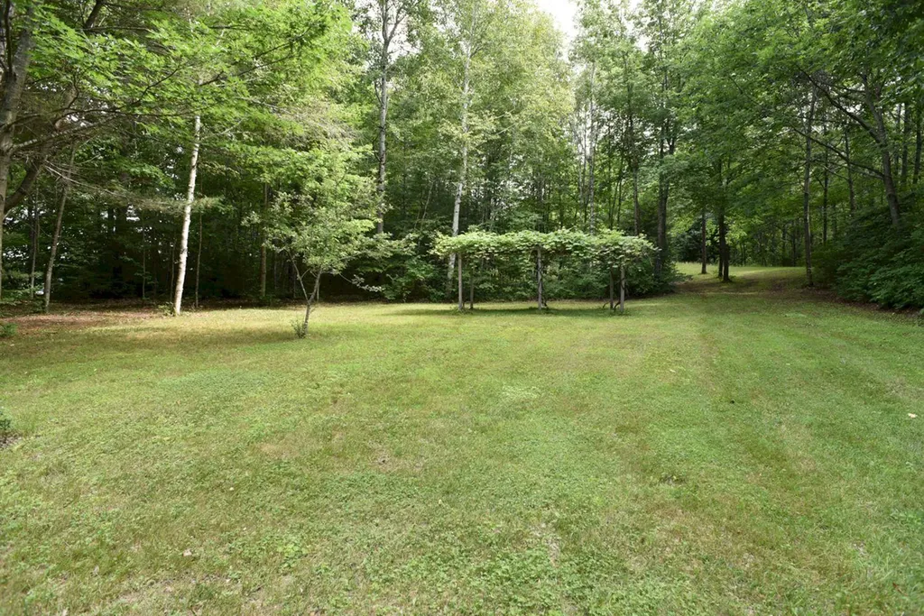 658 Waterville Road Skowhegan ME 04976