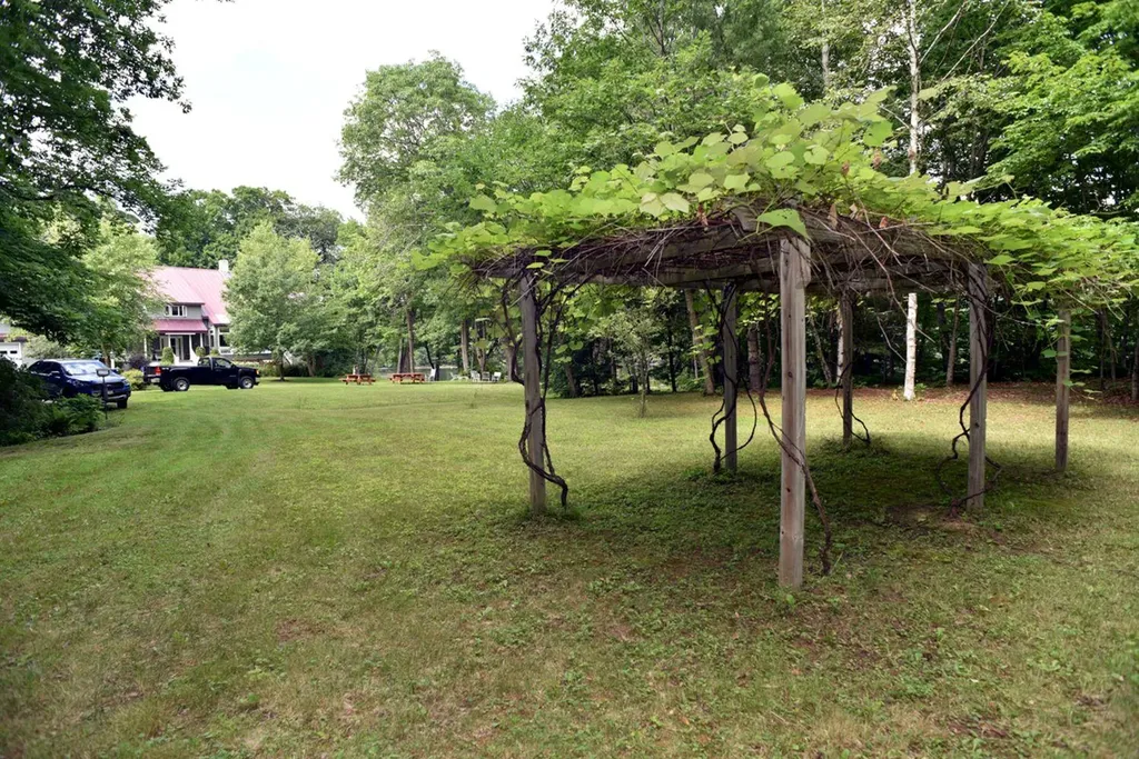 658 Waterville Road Skowhegan ME 04976