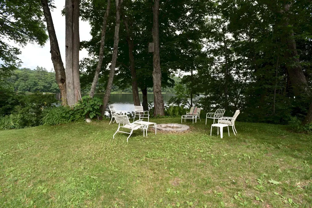 658 Waterville Road Skowhegan ME 04976