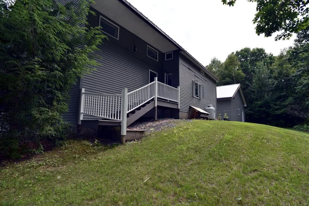 658 Waterville Road Skowhegan ME 04976