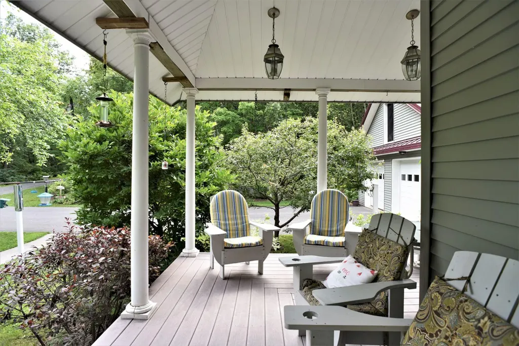 658 Waterville Road Skowhegan ME 04976