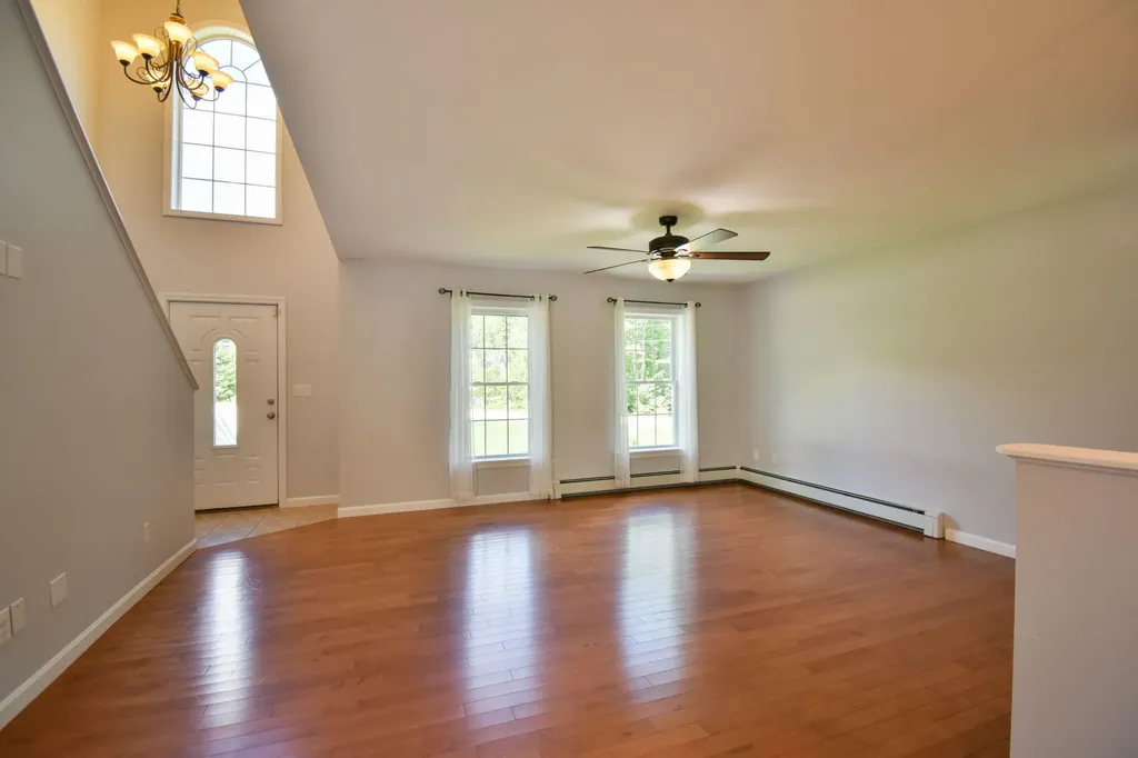 25 Evergreen Lane Sabattus ME 04280