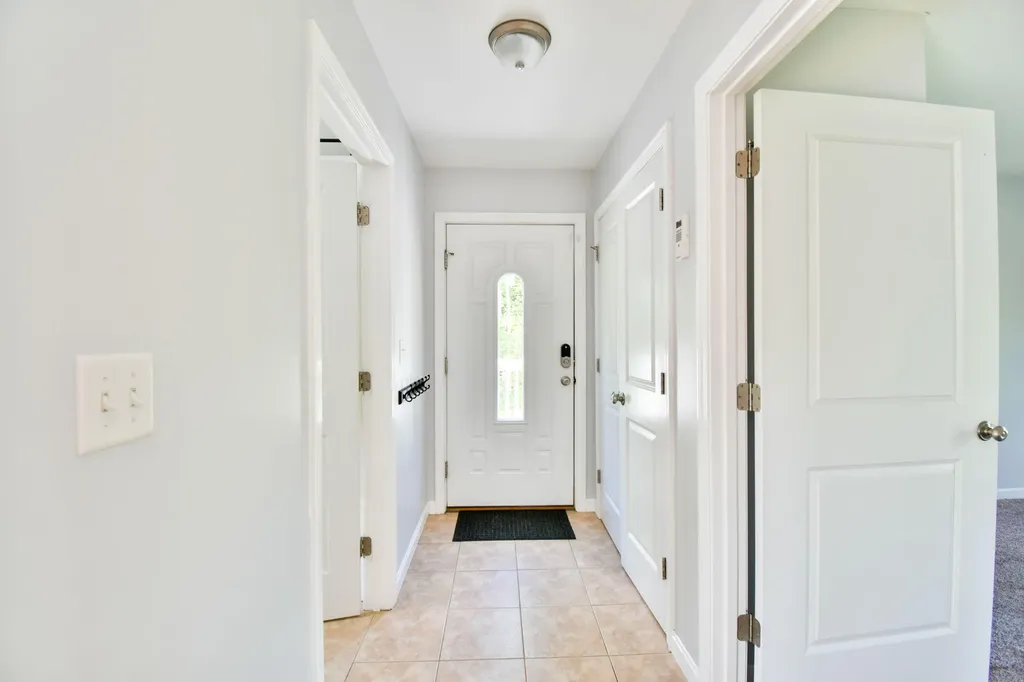 25 Evergreen Lane Sabattus ME 04280