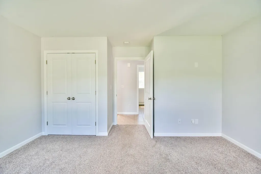 25 Evergreen Lane Sabattus ME 04280