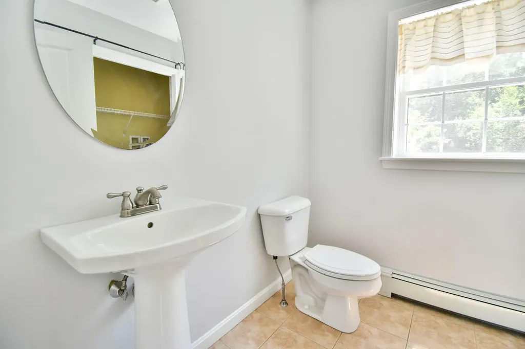 25 Evergreen Lane Sabattus ME 04280
