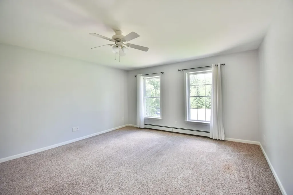 25 Evergreen Lane Sabattus ME 04280